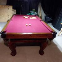 Brunswick Pool table 8 Foot